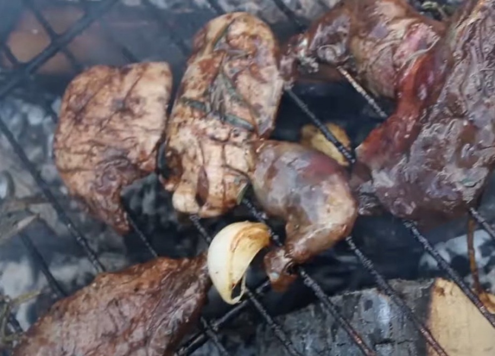 Гусь на костре: как приготовить правильно