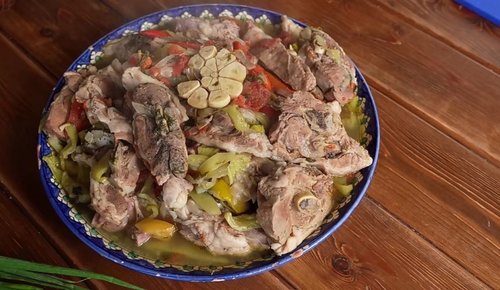 Хашлама на костре: как приготовить в казане