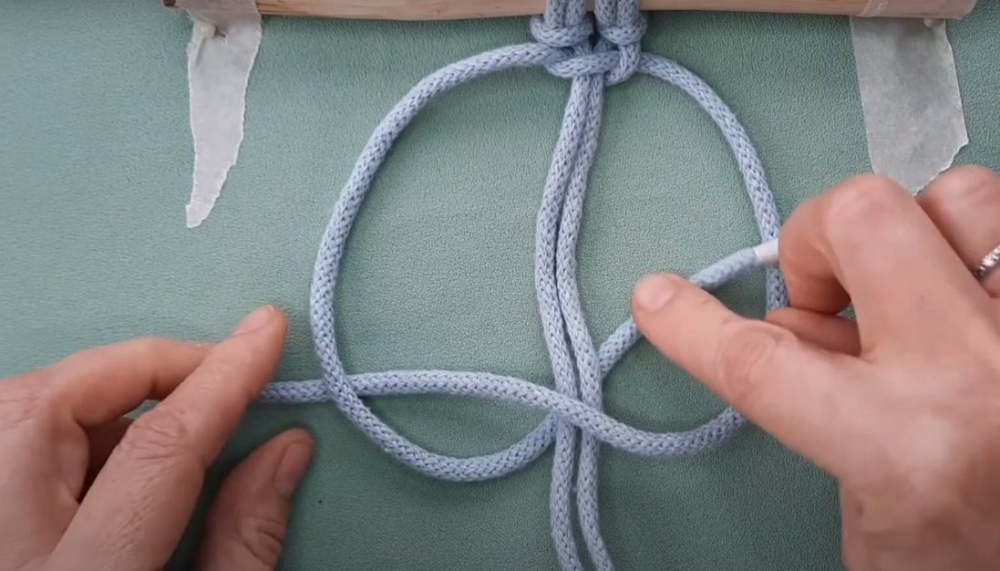 Как завязать квадратный узел