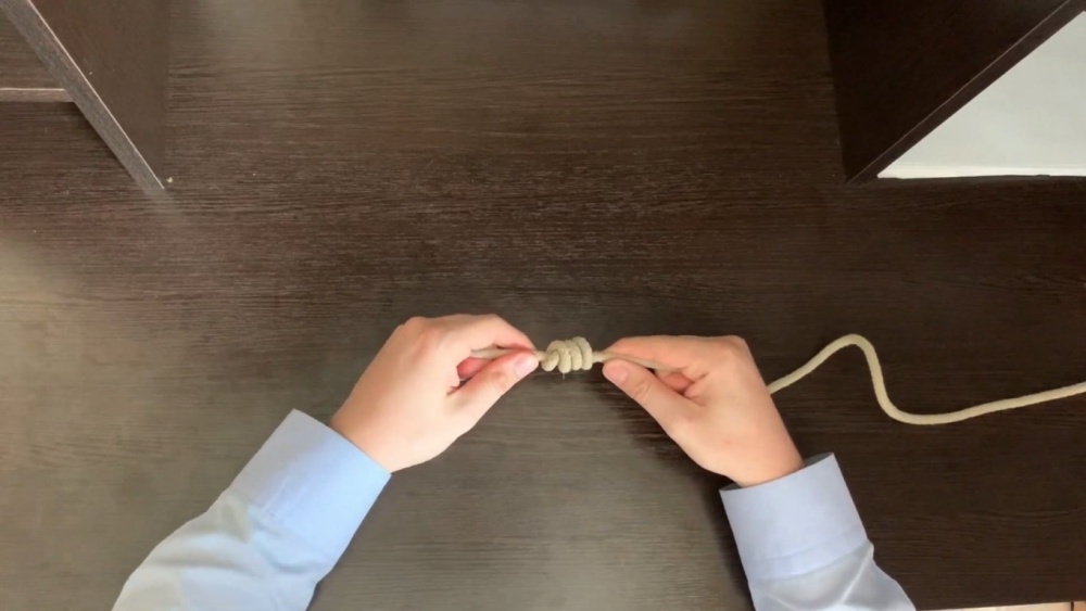 Особенности применения кровавого узла, история названия