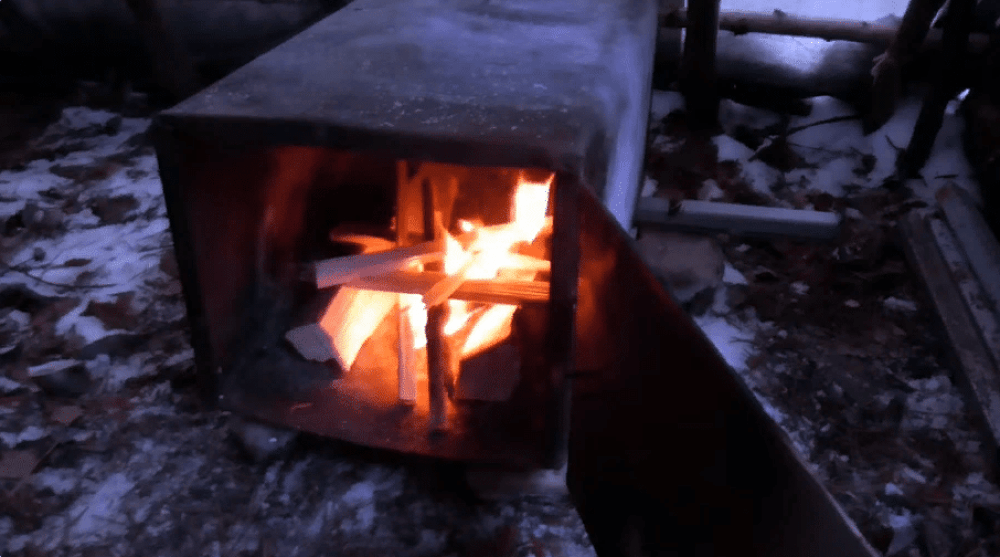 Как сделать укрытие в лесу