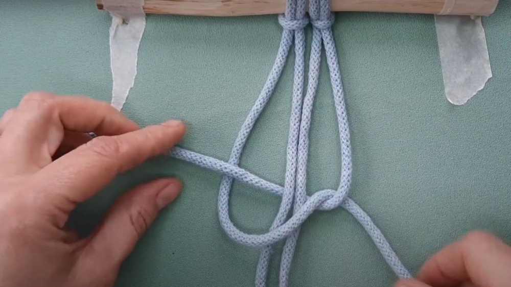 Как завязать квадратный узел