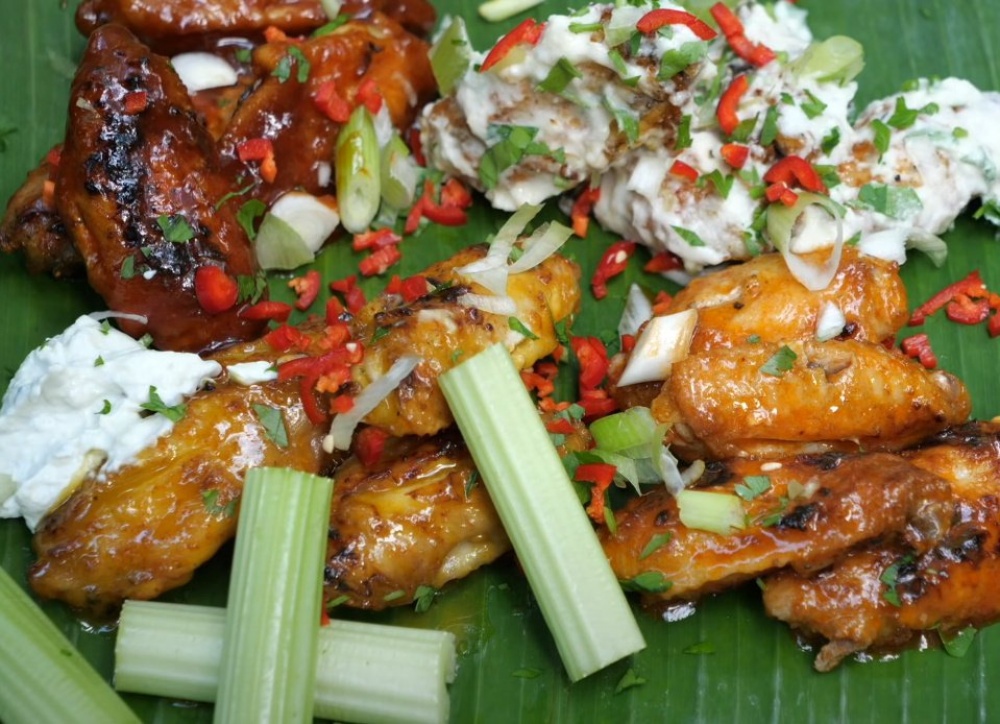 Куриные крылышки на костре: как вкусно приготовить