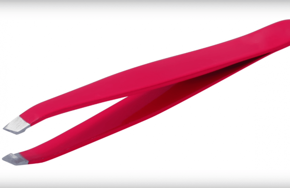 Как вытащить клеща у человека