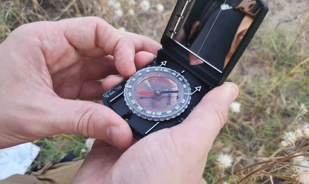 Как пользоваться компасом
