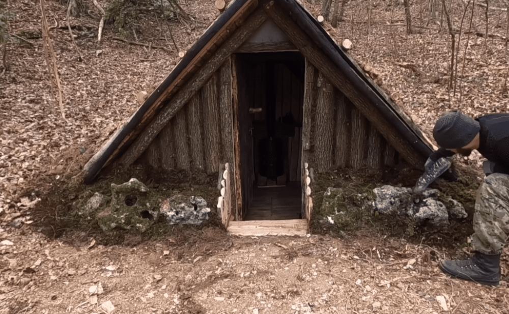 Как сделать землянку в лесу