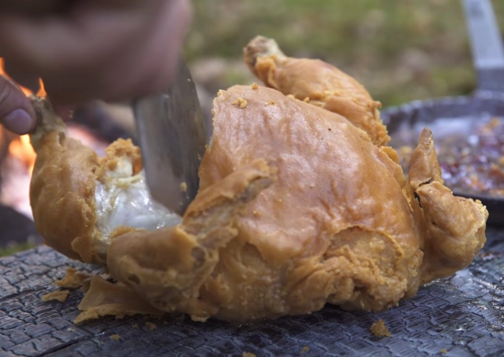 Курица на костре: как и сколько готовить